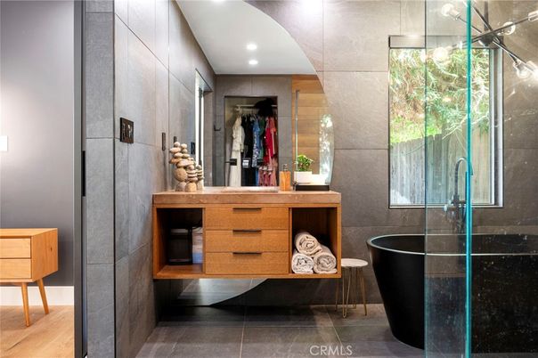Bathroom, Free Standing Baths, Glass Shower, Interior, Recessed Lighting