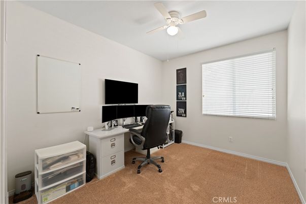 Home Office, Interior