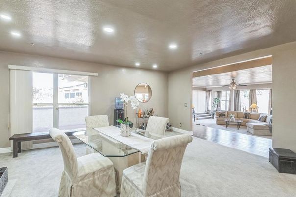 Dining room, Interior, Living room, Recessed Lighting, Wood Texture Flooring