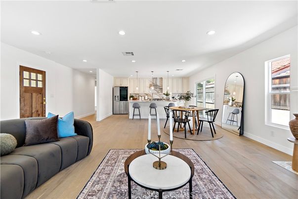 Dining room, Interior, Kitchen, Living room, Pendant Lights, Recessed Lighting, Wood Texture Flooring