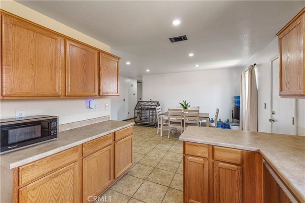 Dining room, Interior, Kitchen, Recessed Lighting