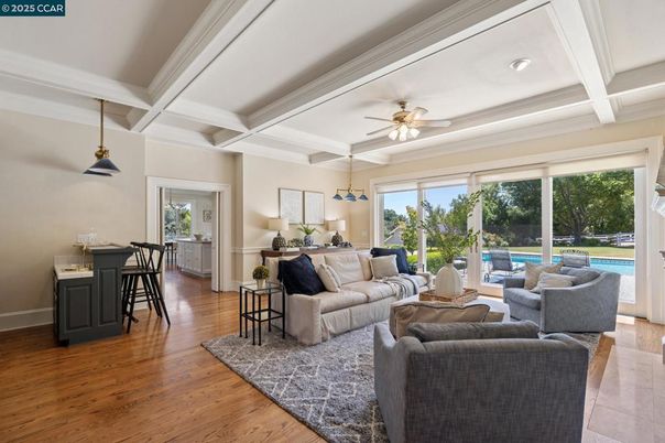 Interior, Living room, Pendant Lights, Recessed Lighting, Wood Texture Flooring