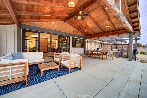 Dining room, Exterior, Living room, Wooden Beams, Wooden Ceilings