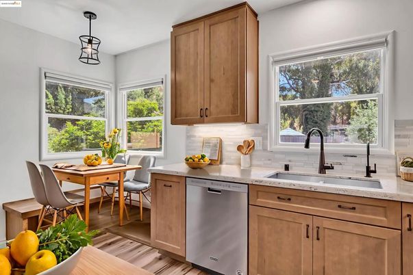 Dining room, Interior, Kitchen, Pendant Lights, Wood Texture Flooring
