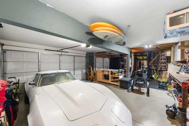Garage, Interior