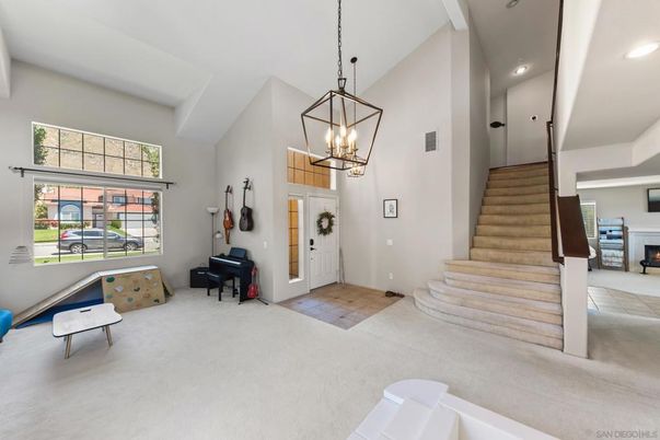 Fireplace, Interior, Pendant Lights, Piano, Recessed Lighting