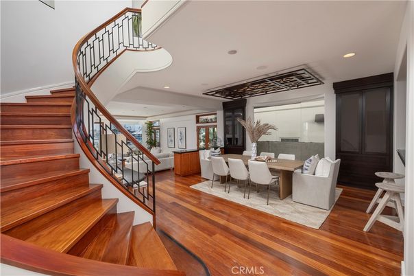 Dining room, Interior, Living room, Recessed Lighting, Wood Texture Flooring