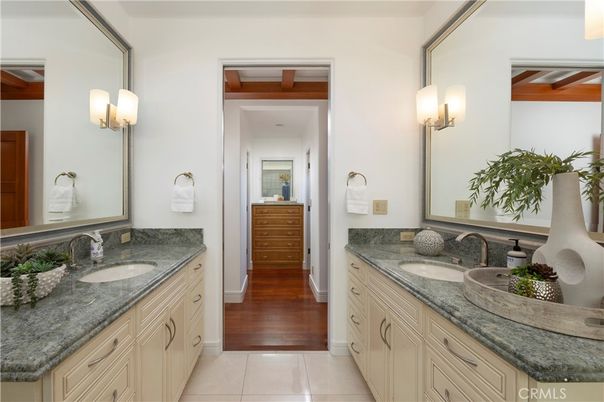 Bathroom, Dual Sink Vanities, Interior, Wood Texture Flooring