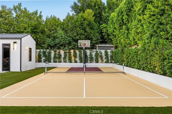 Exterior, Tennis Courts