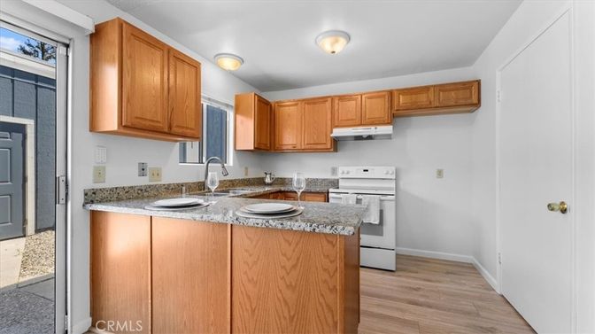 Interior, Kitchen, Wood Texture Flooring