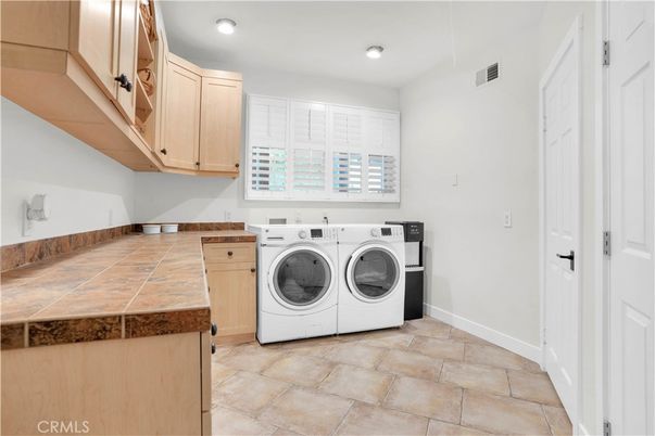 Interior, Recessed Lighting, Washer