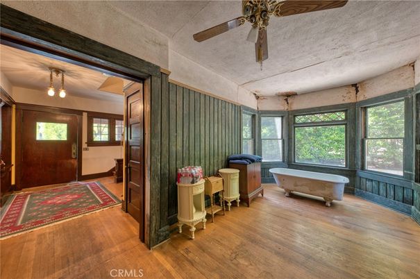 Bathroom, Free Standing Baths, Interior, Wood Texture Flooring