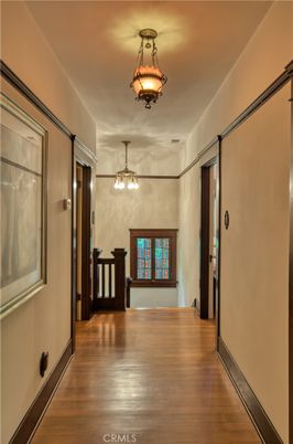 Interior, Pendant Lights, Wood Texture Flooring