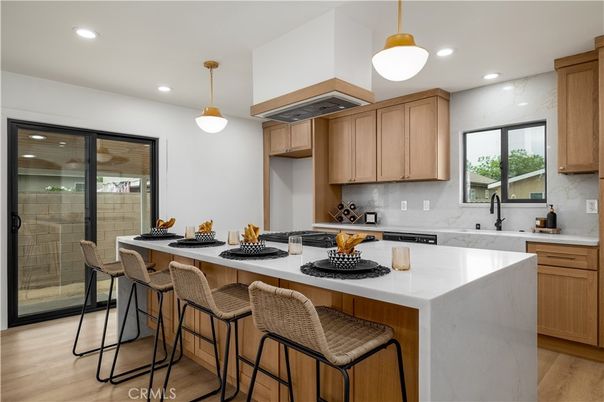 Interior, Kitchen, Pendant Lights, Recessed Lighting, Wood Texture Flooring