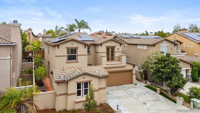 Attached, Exterior, Facade, Solar Panels, Mediterranean