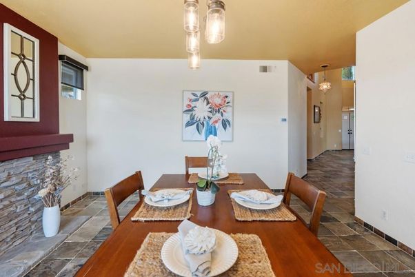 Dining room, Interior, Pendant Lights