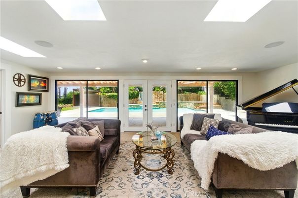 Interior, Living room, Piano, Recessed Lighting