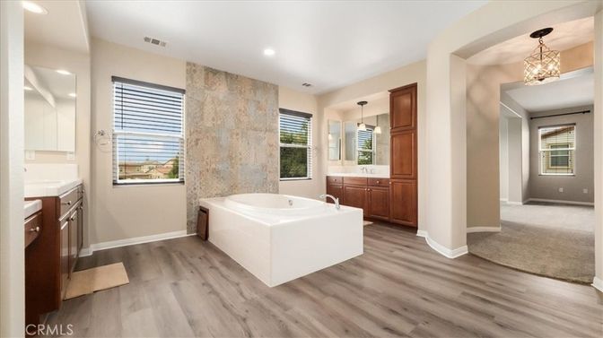 Bathroom, Interior, Pendant Lights, Recessed Lighting, Wood Texture Flooring