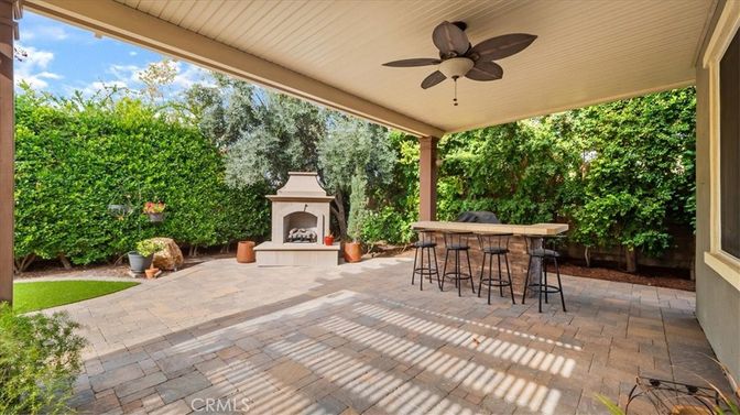 Exterior, Fireplace