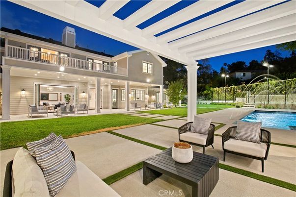 Backyard, Exterior, Pool