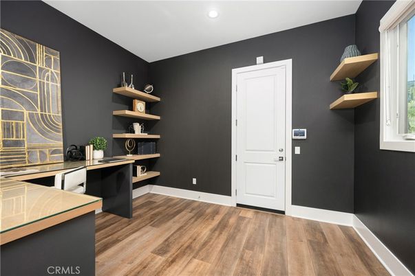 Home Office, Interior, Recessed Lighting, Wood Texture Flooring