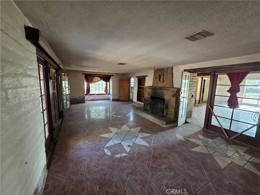 Empty room, Fireplace, Interior
