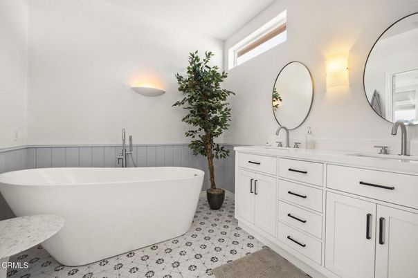 Bathroom, Dual Sink Vanities, Free Standing Baths, Interior