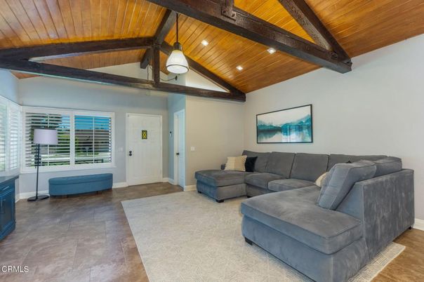 Interior, Living room, Pendant Lights, Recessed Lighting, Wooden Beams, Wooden Ceilings