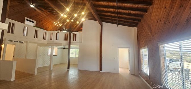 Empty room, Interior, Wooden Beams, Wooden Ceilings, Wood Texture Flooring