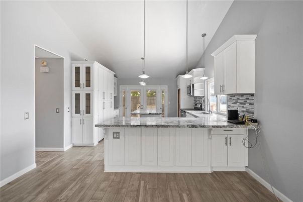 Interior, Kitchen, Pendant Lights, Wood Texture Flooring