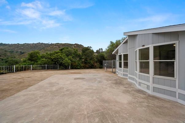 Backyard, Exterior