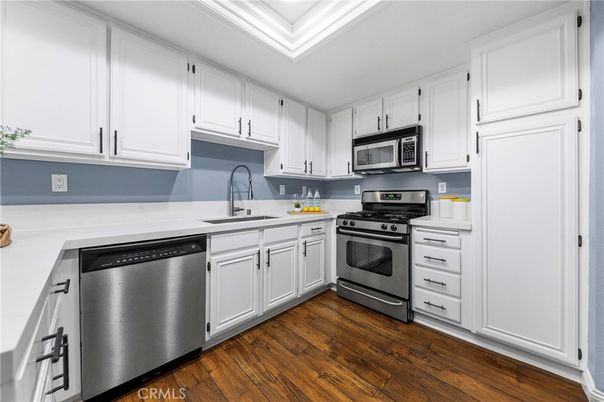 Interior, Kitchen, Stainless Steel Appliances, Wood Texture Flooring