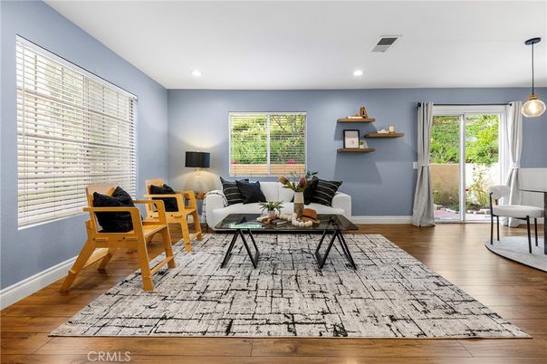 Interior, Living room, Pendant Lights, Recessed Lighting, Wood Texture Flooring