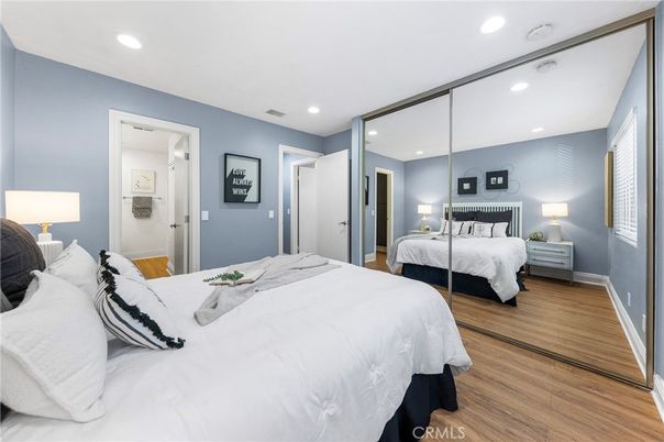 Bedroom, Interior, Recessed Lighting, Wood Texture Flooring