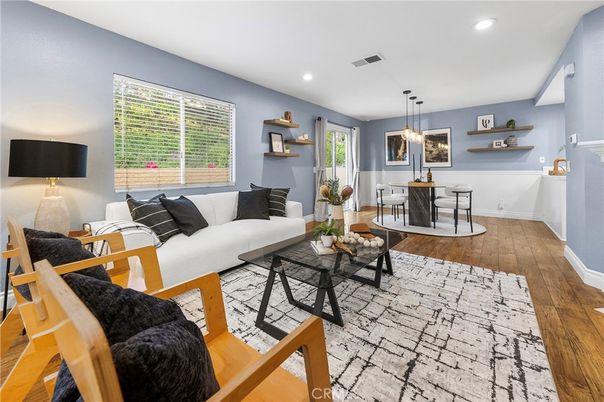 Dining room, Interior, Living room, Pendant Lights, Recessed Lighting, Wood Texture Flooring