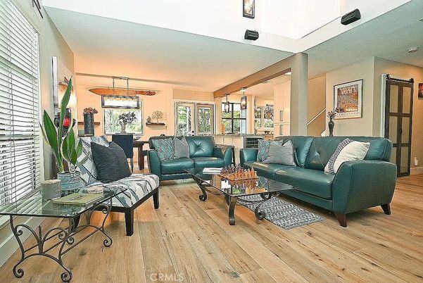 Interior, Living room, Pendant Lights, Wood Texture Flooring