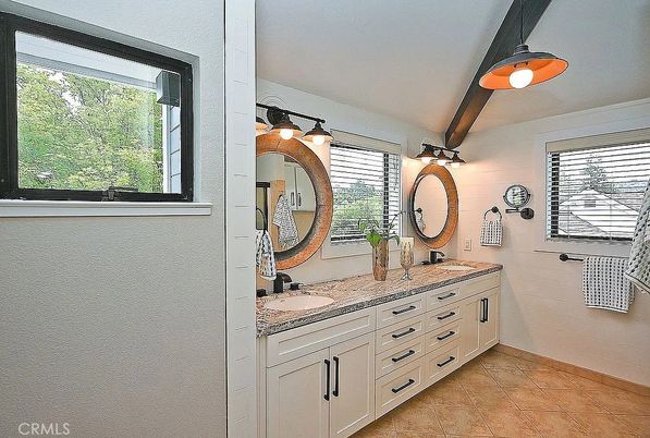 Bathroom, Dual Sink Vanities, Interior, Pendant Lights