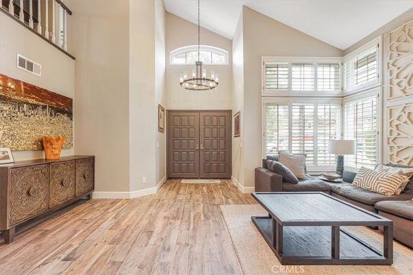 Chandelier, Interior, Living room, Wood Texture Flooring