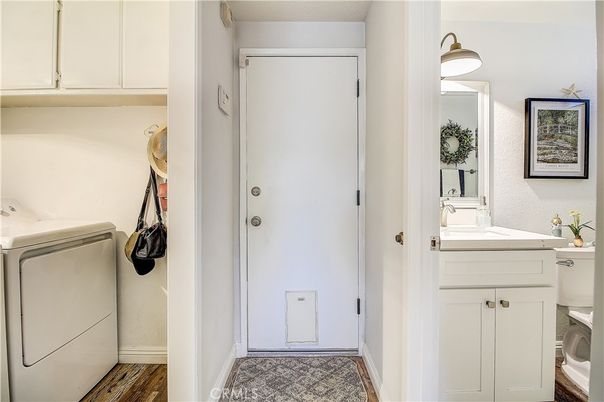 Bathroom, Interior, Washer, Wood Texture Flooring