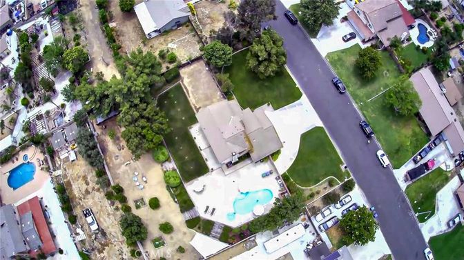 Exterior, Drone
