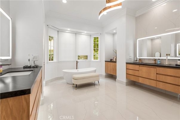 Bathroom, Dual Sink Vanities, Free Standing Baths, Interior, Marble, Recessed Lighting