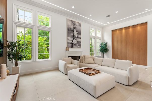 Fireplace, Interior, Living room, Recessed Lighting