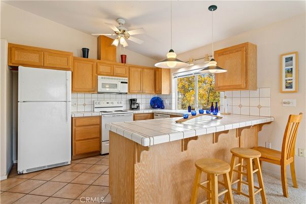 Interior, Kitchen, Pendant Lights, Tile Countertops