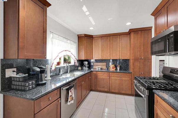 Interior, Kitchen, Recessed Lighting