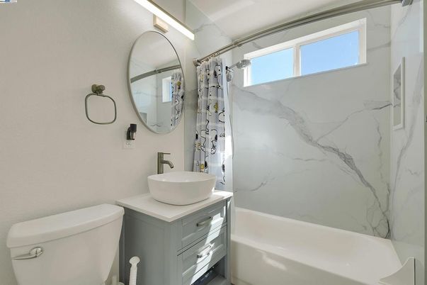 Bathroom, Interior, Marble Walls