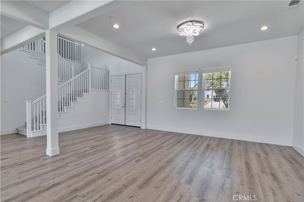 Empty room, Interior, Recessed Lighting, Wood Texture Flooring