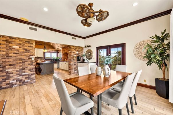 Dining room, Interior, Kitchen, Pendant Lights, Recessed Lighting, Stone Walls, Wood Texture Flooring