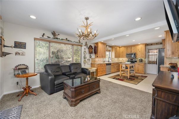 Chandelier, Interior, Kitchen, Living room, Recessed Lighting, Stainless Steel Appliances