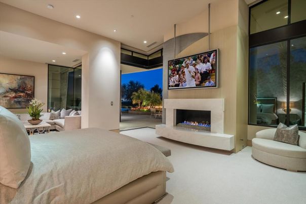 Bedroom, Fireplace, Interior, Pendant Lights, Recessed Lighting