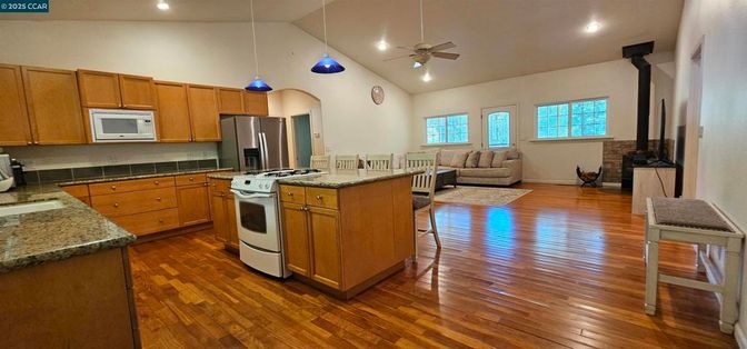 Interior, Kitchen, Living room, Pendant Lights, Recessed Lighting, Stainless Steel Appliances, Wood Texture Flooring